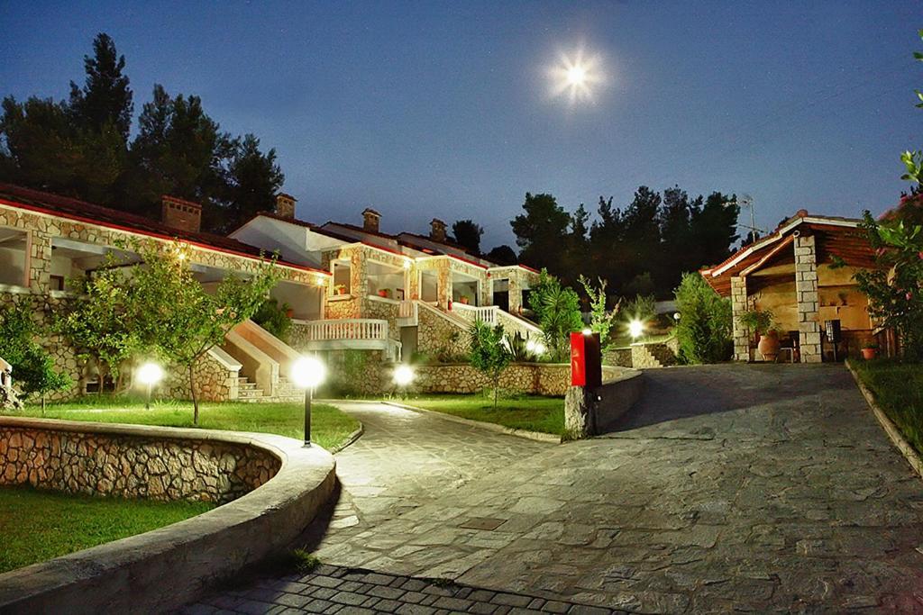 Chrouso Apartments パリウリ エクステリア 写真